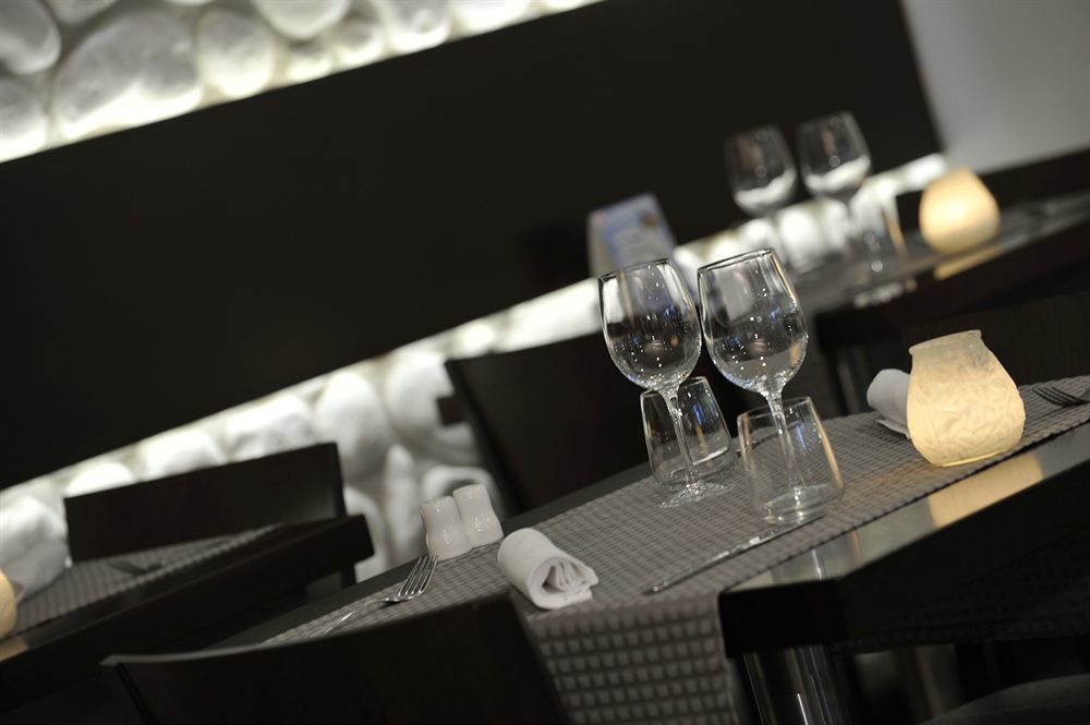 Bivius Hotel Restaurant Luxembourg Strassen Exterior photo